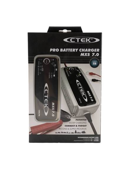 Chargeur de batterie MXS 7.0 CTEK 12 V 7 A dans son emballage