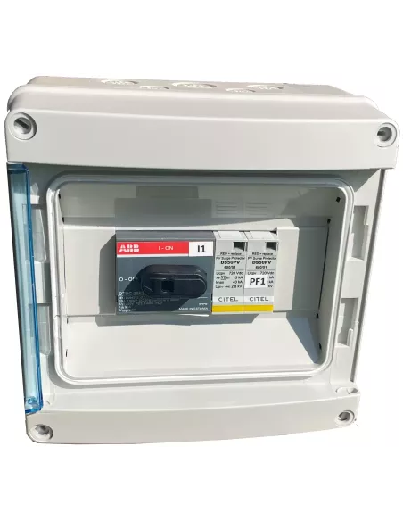 Coffret DC 600VDC 3kW avec parafoudre (ouvert)